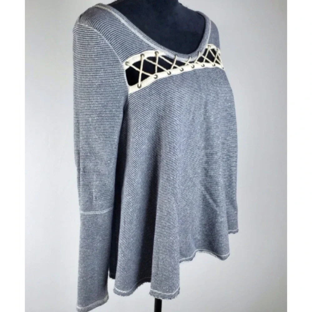 Free People‎ Swing Lace Up Sweatshirt Women's Size Small Navy Blue Ivory Striped